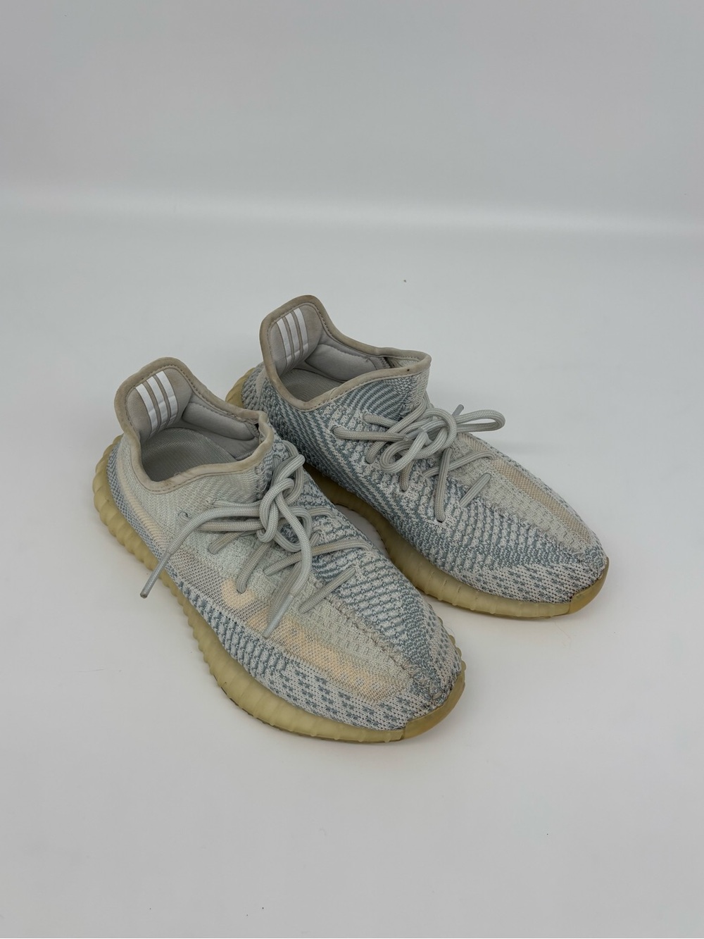 Yeezy Boost 350 V2 Cloud White Sneakers 6.5US